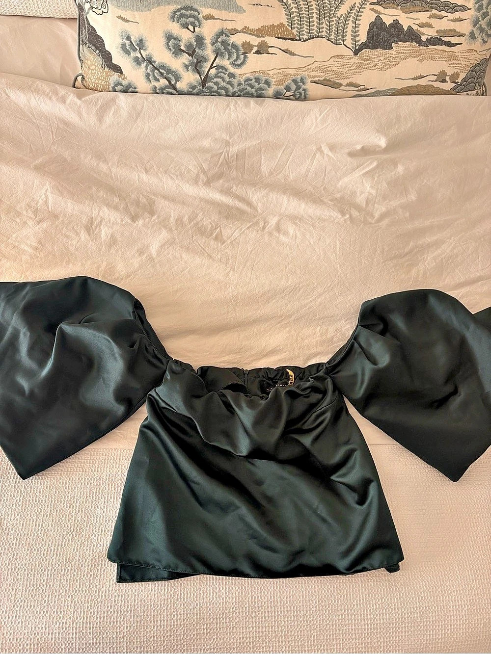 Zara Off-the-Shoulder Satin Puff Sleeve Top Emerald green